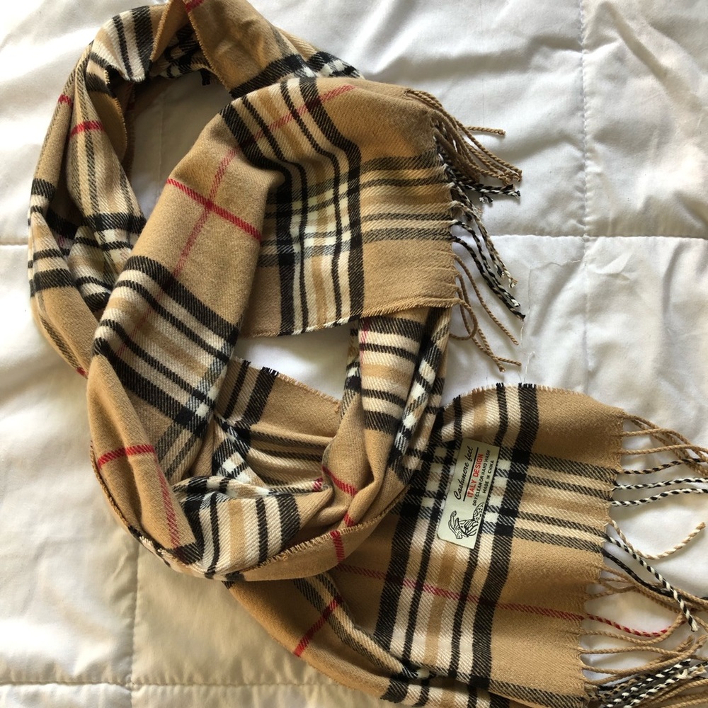 Cashmere feel scarf
